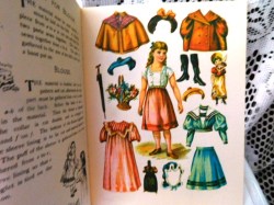 DOLLY DRESSMAKER B
